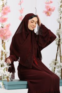 Balqis Burgundy - Image 3